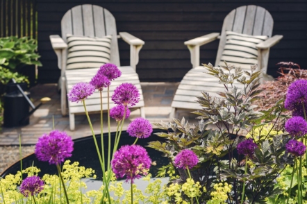 25 ідей затишних куточків для відпочинку у садку