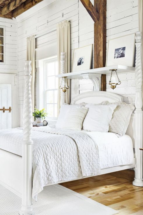 Спальня — вся в білому