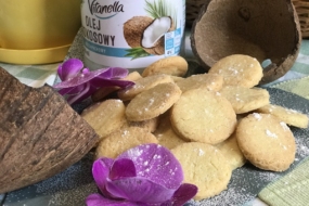 Ніжне пісочне печиво на кокосовії олії