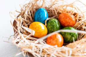 Фарбуємо яйця до Великодня — 15 ідей з описом та фото
