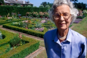 Історія Розмарі Вері, її сад в Барнслі та внесок в становлення потаже
