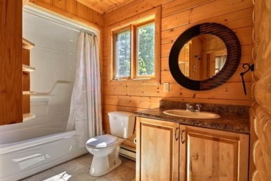 Дизайн ванної кімнати у заміському будинку