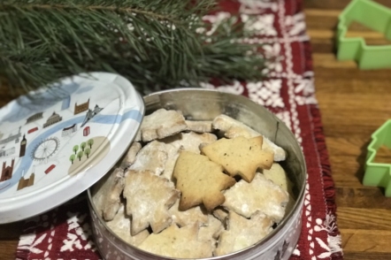 Пісочне печиво на вершковому маслі з волоськими горіхами