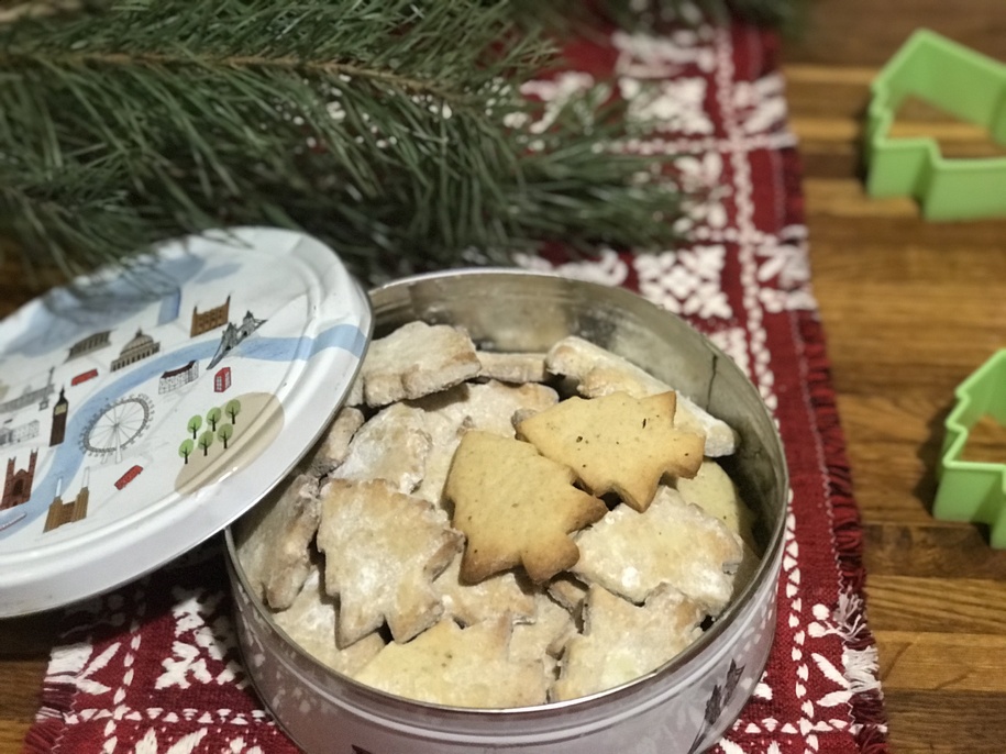 Пісочне печиво на вершковому маслі з волоськими горіхами
