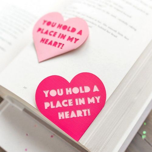 Валентинка - закладка в книжку в вигляді серця